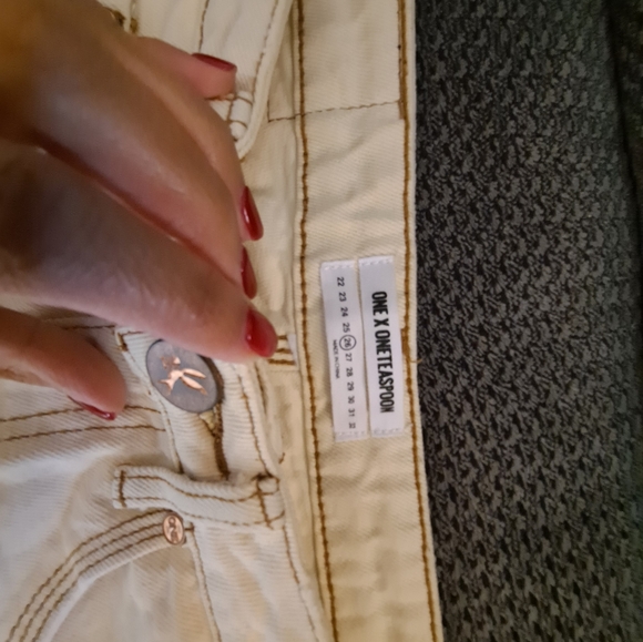 Shorts - Picture 2 of 5